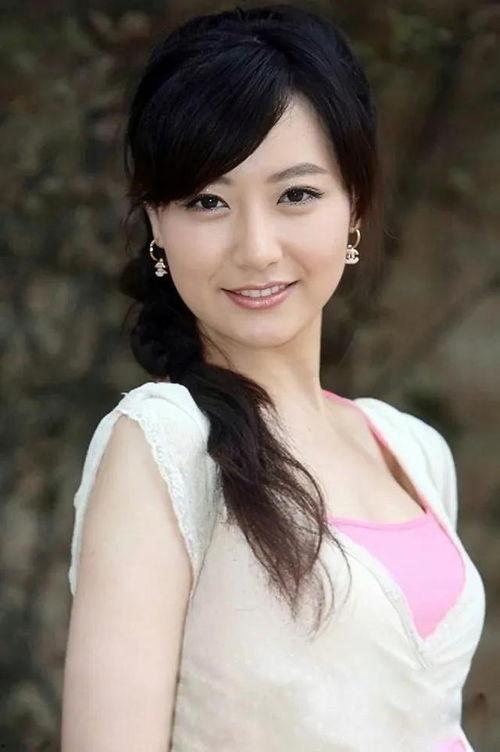 演员甘露爆料视频大全,揭秘娱乐圈幕后故事 第2张 演员甘露爆料视频大全,揭秘娱乐圈幕后故事 第2张